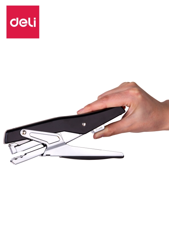 Stepler №24/6 0329 Deli, 0329 - 