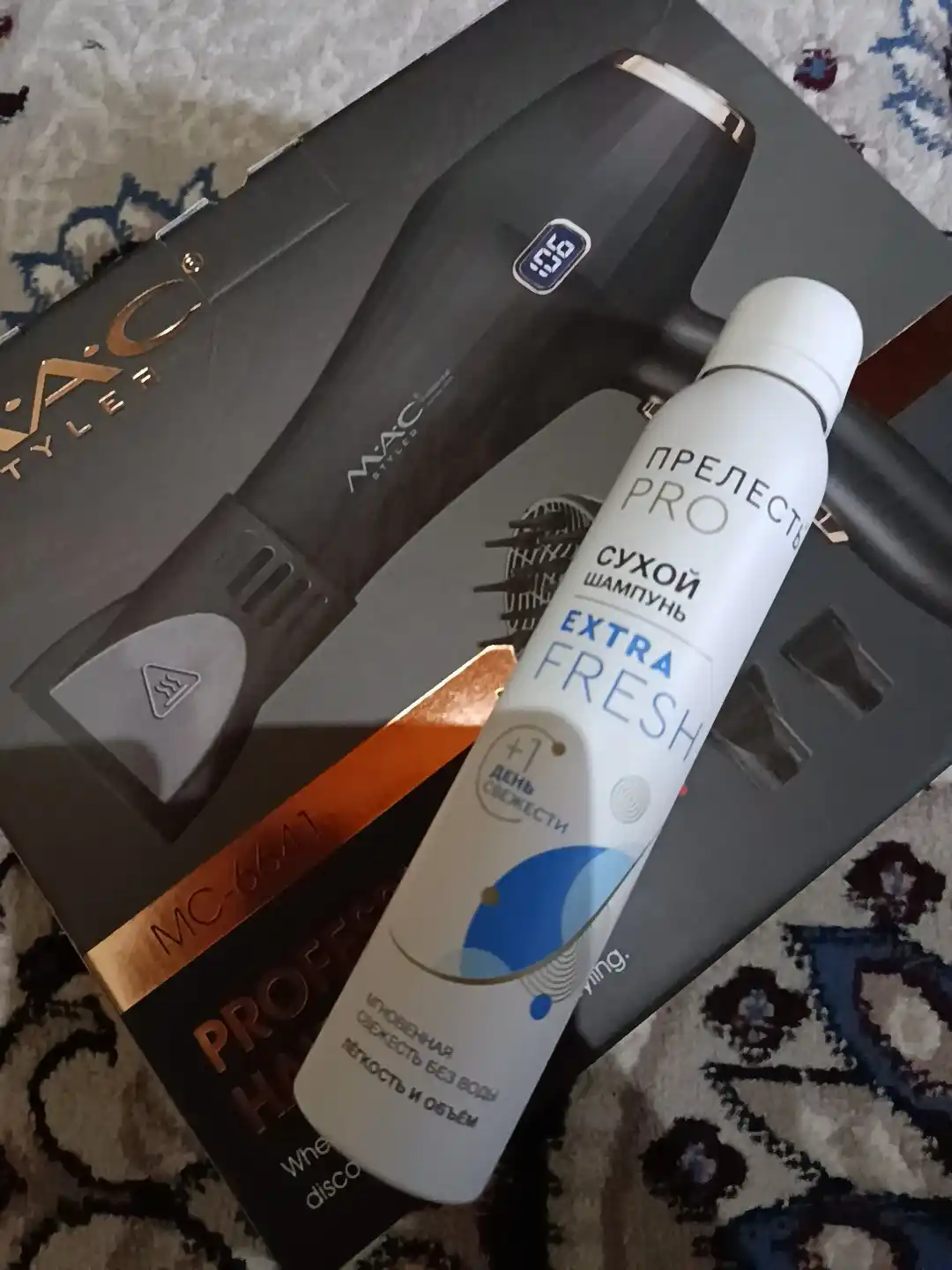 Сухой шампунь для объема волос спрей Прелесть Professional Extra Fresh 200 мл