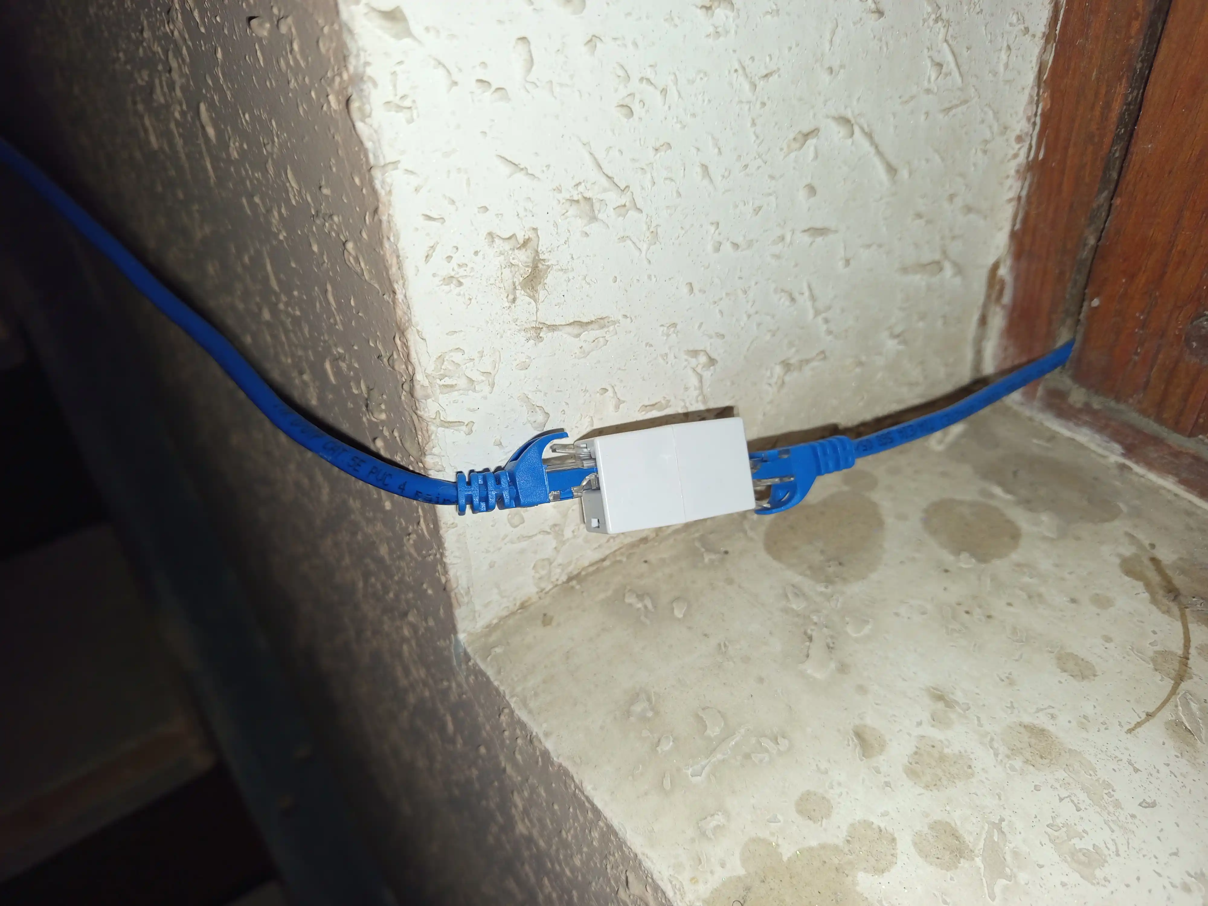 Проходной LAN адаптер RJ45, соединительная муфта сетевого и интернет кабеля
