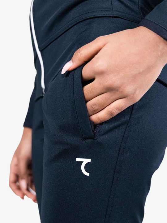Kapyushonli ayollar sport kostyumi 7SABER