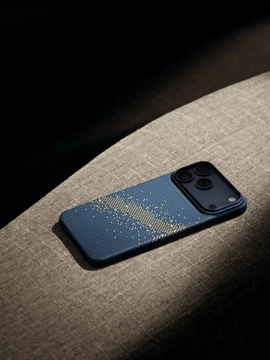 Chexol Pitaka Iphone 17 Pro, Pro Max, Magsafe bilan, ultra yupqa, o'ta mustahkam kevlardan
