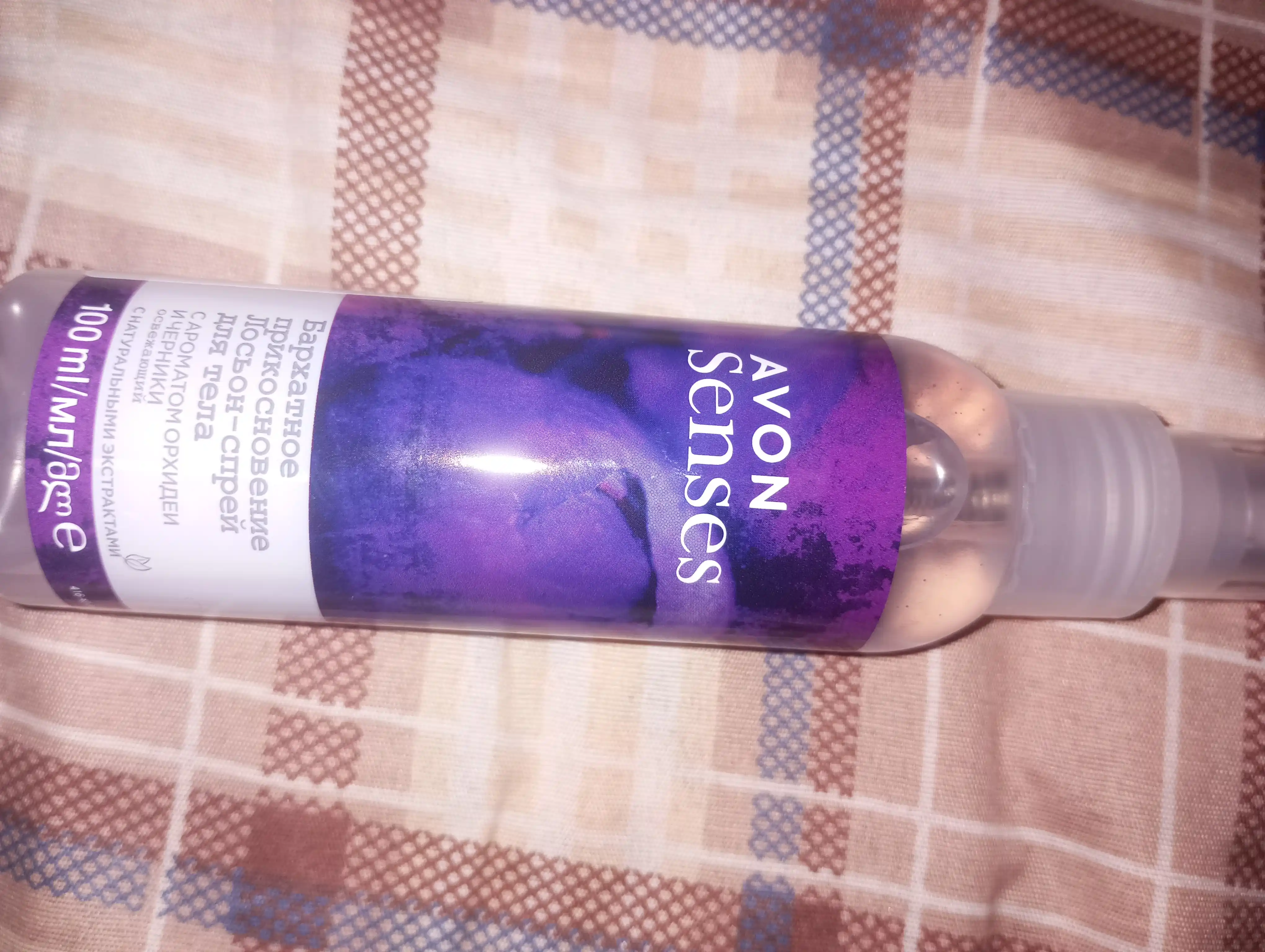 Tana uchun "Avon Senses" "Baxmal teginish" spreyi, 100 ml