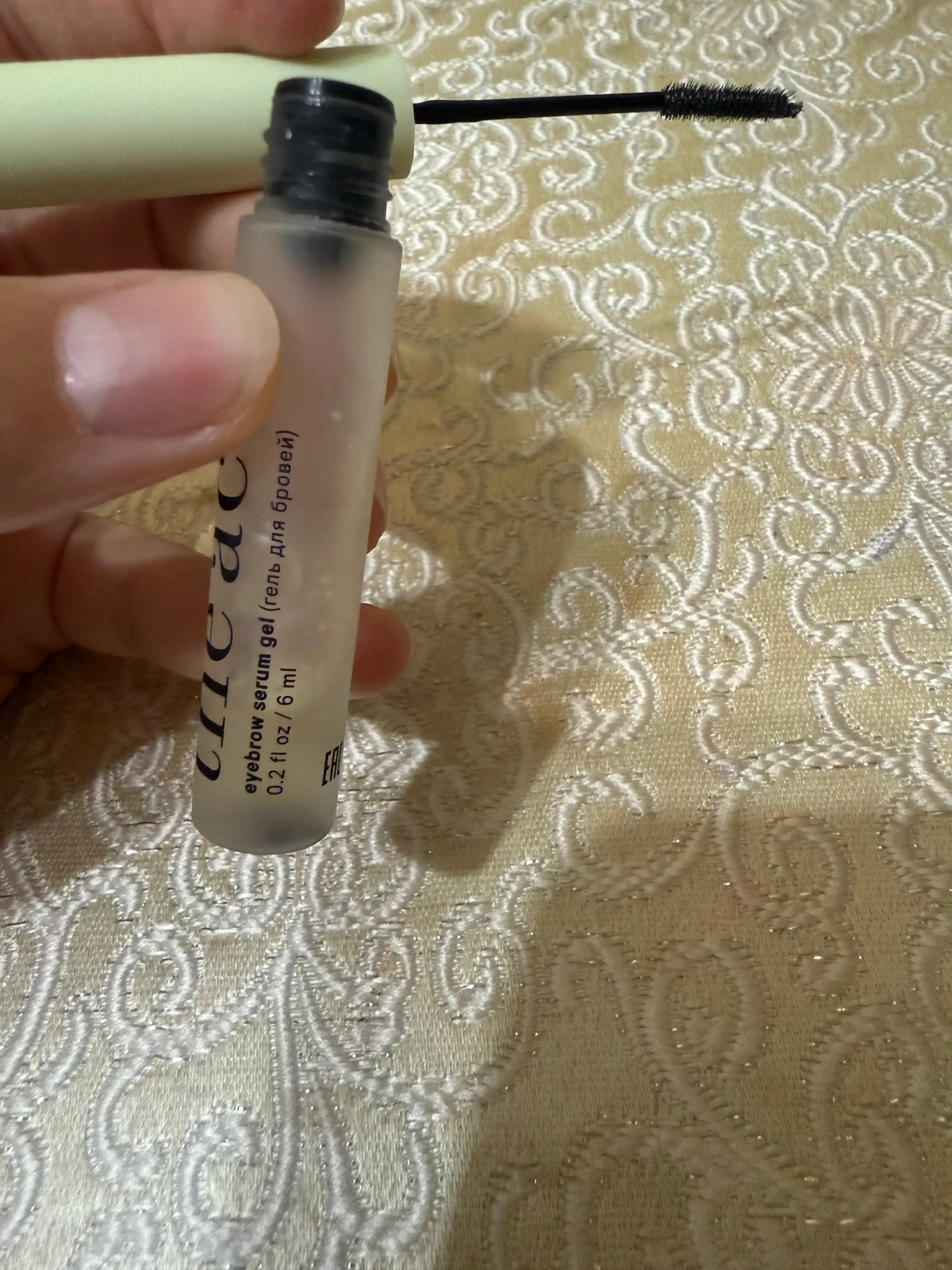 The Act Qosh uchun shaffof fiksatsiyalovchi gel, 6 ml