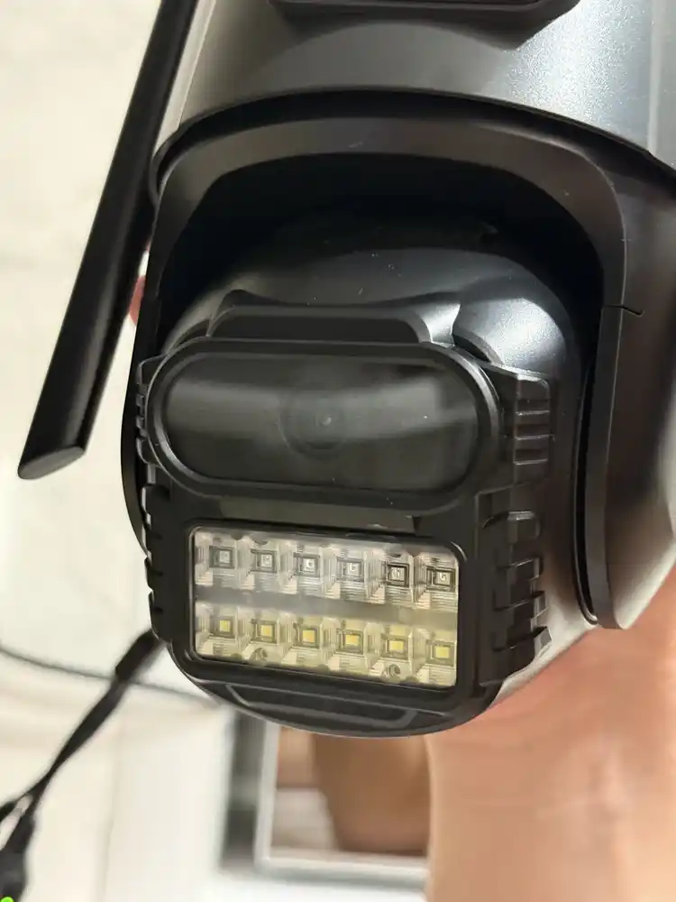 Kuzatuv kamerasi V 380 pro programmada ishlaydi