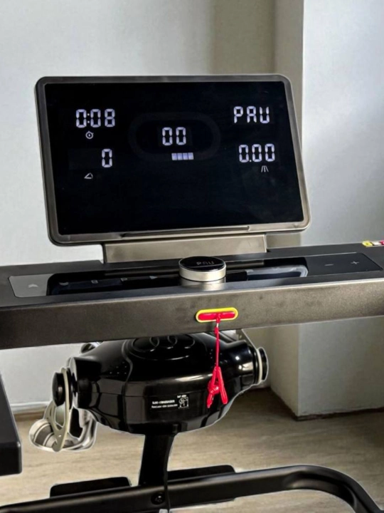 Axelus AX0750, elektr, buklanadigan, LED displeyli yugurish yo‘lagi