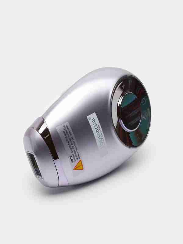 Trannieslar simni yalaydi