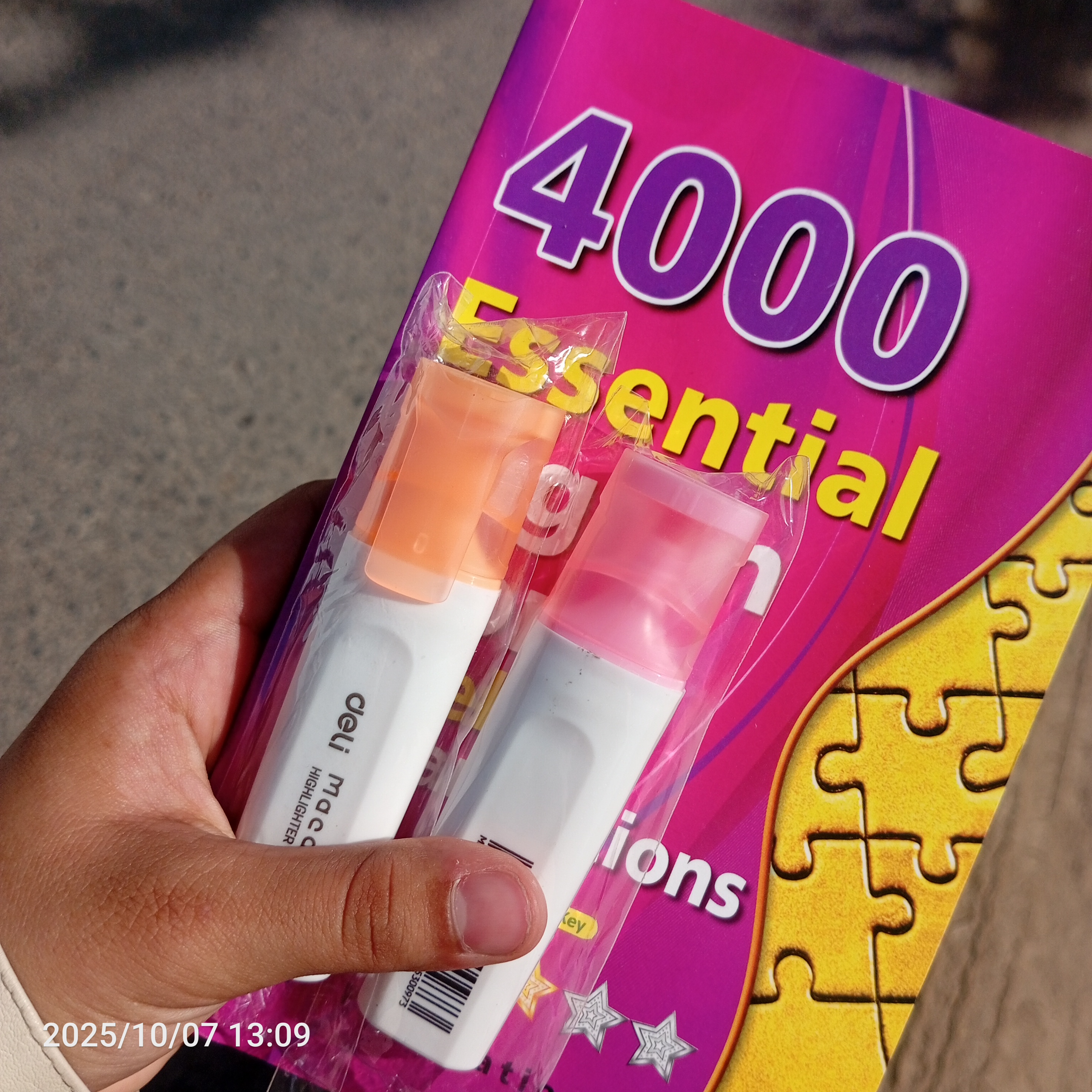 Marker pushti, Deli ES621S