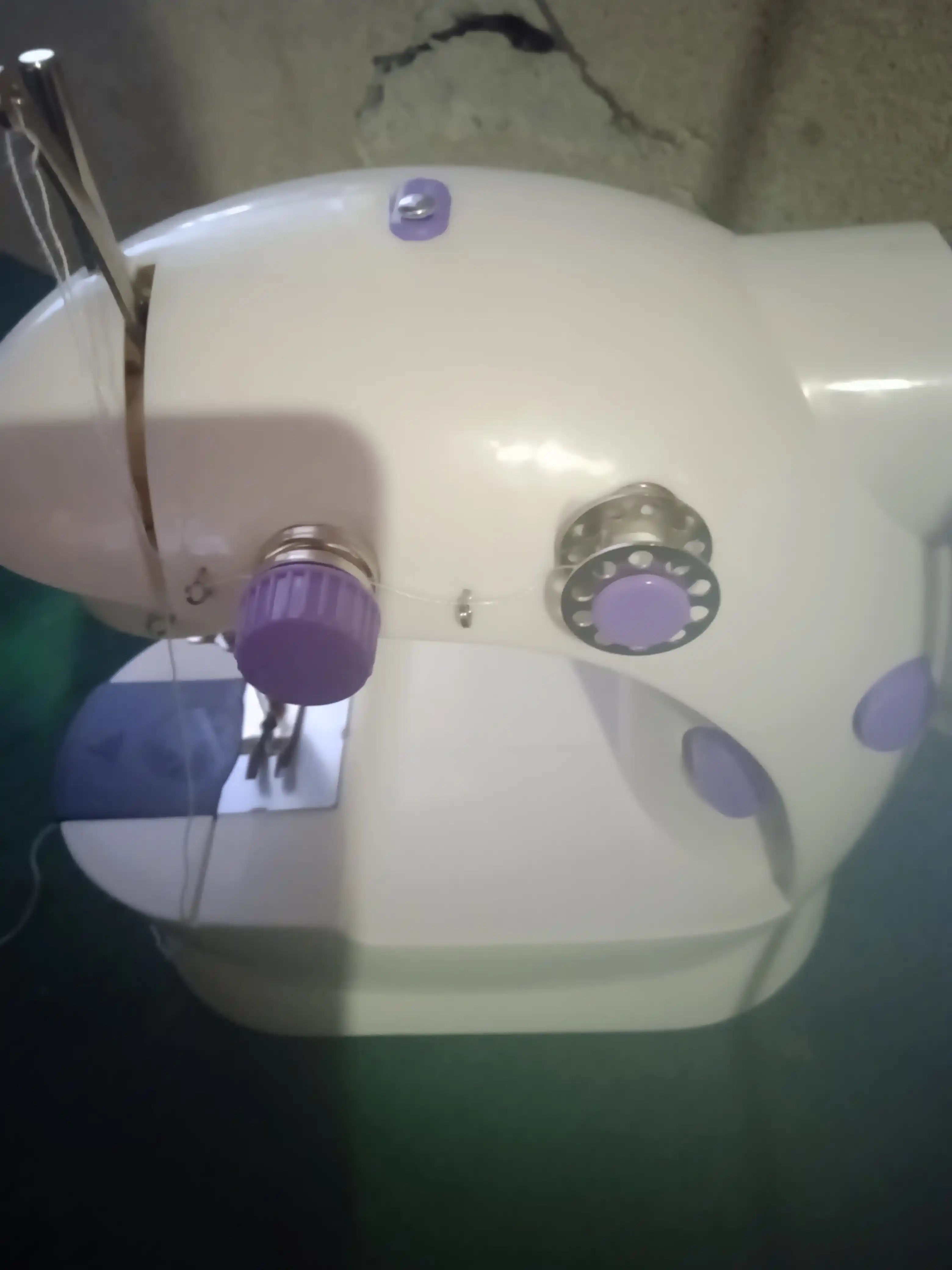 Portativ tikuv mashinasi Mini Sewing Machine SM202, FHSM-505, 12 tikmalar