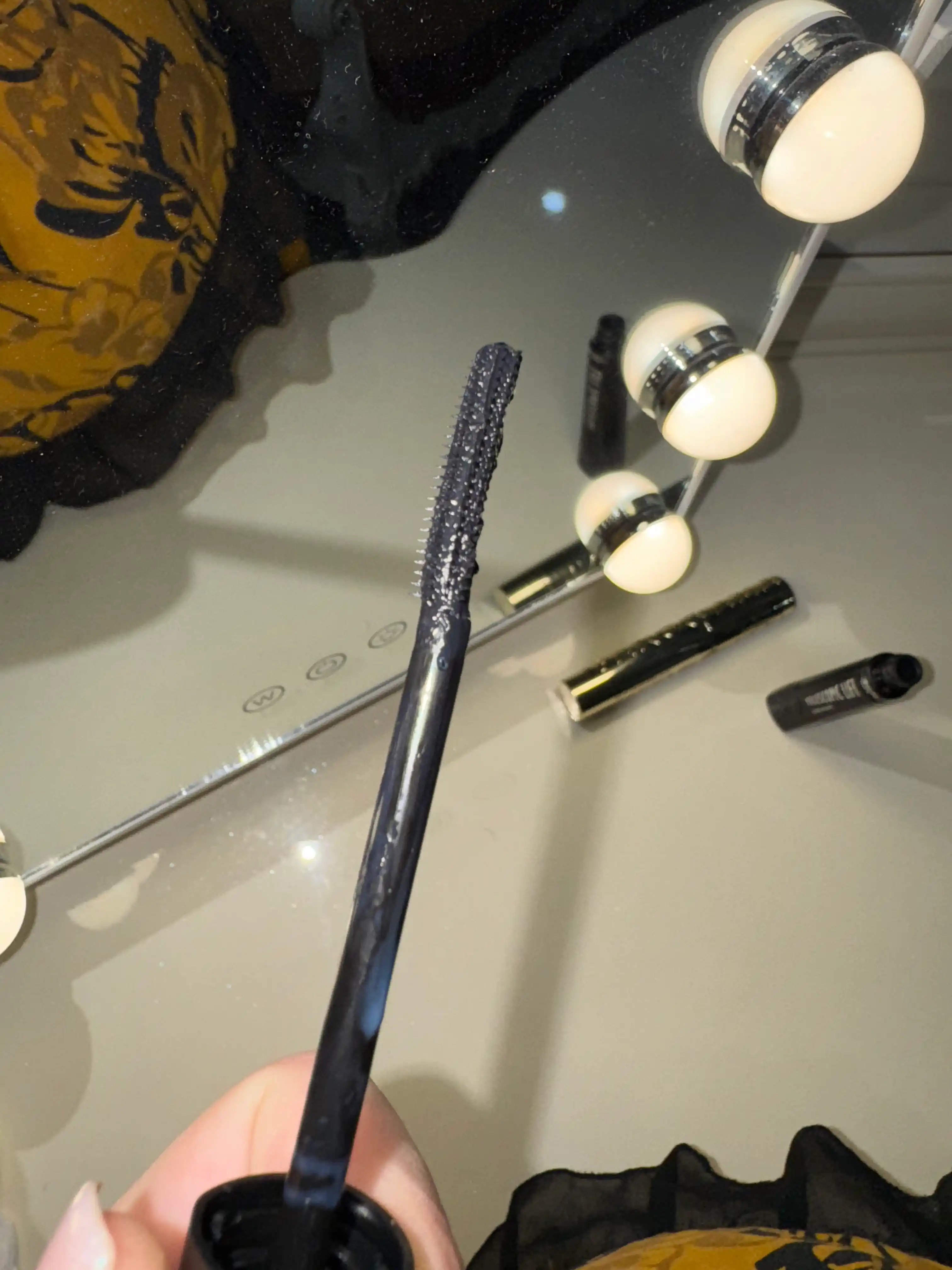 L'Oreal Paris Telescopic Lift kipriklar uchun tush, ekstra qora