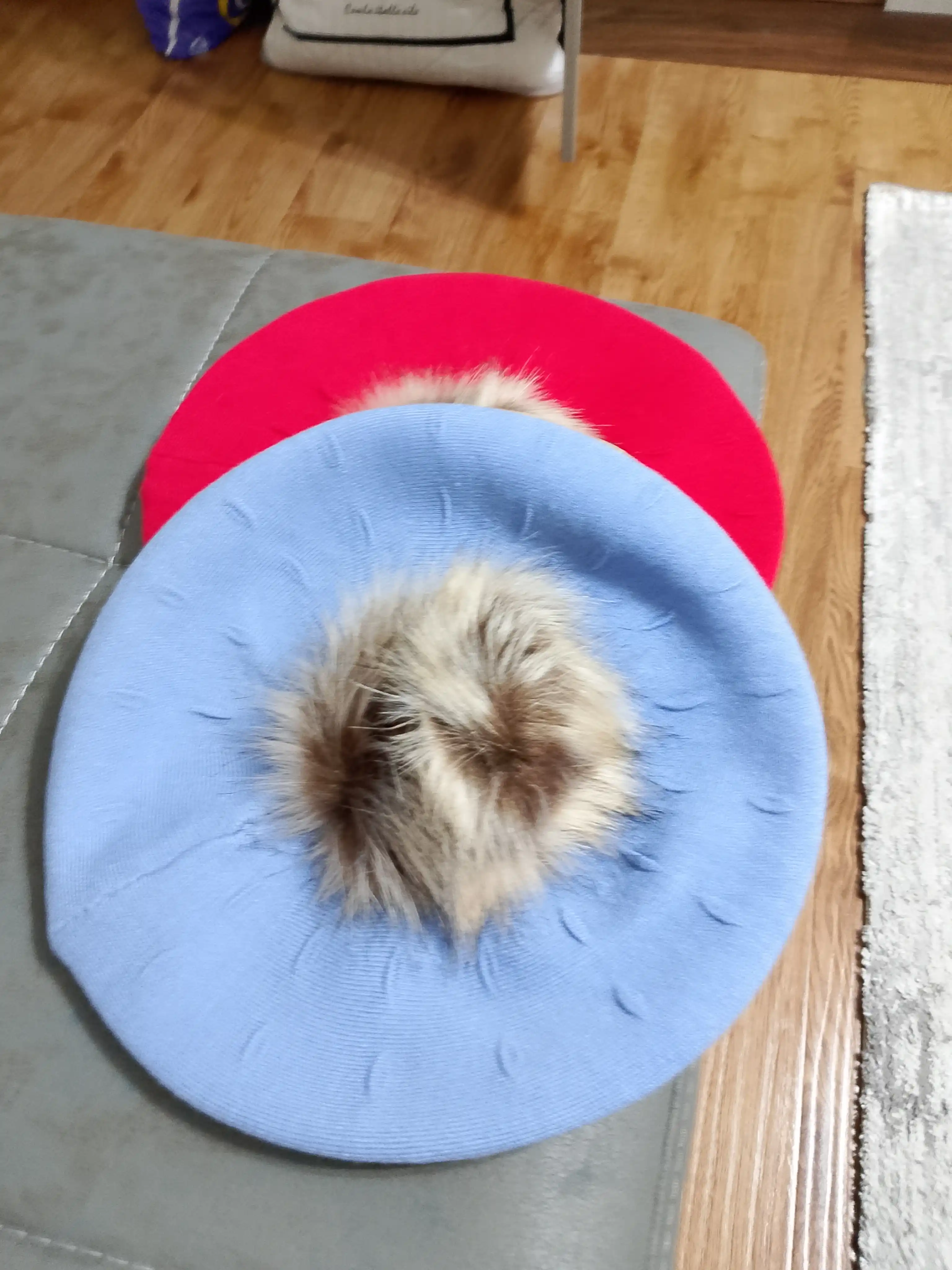 Ayollar va qizlar uchun beret, qishki qalin qalpoq, aylana to‘qimali, ikki qavatli