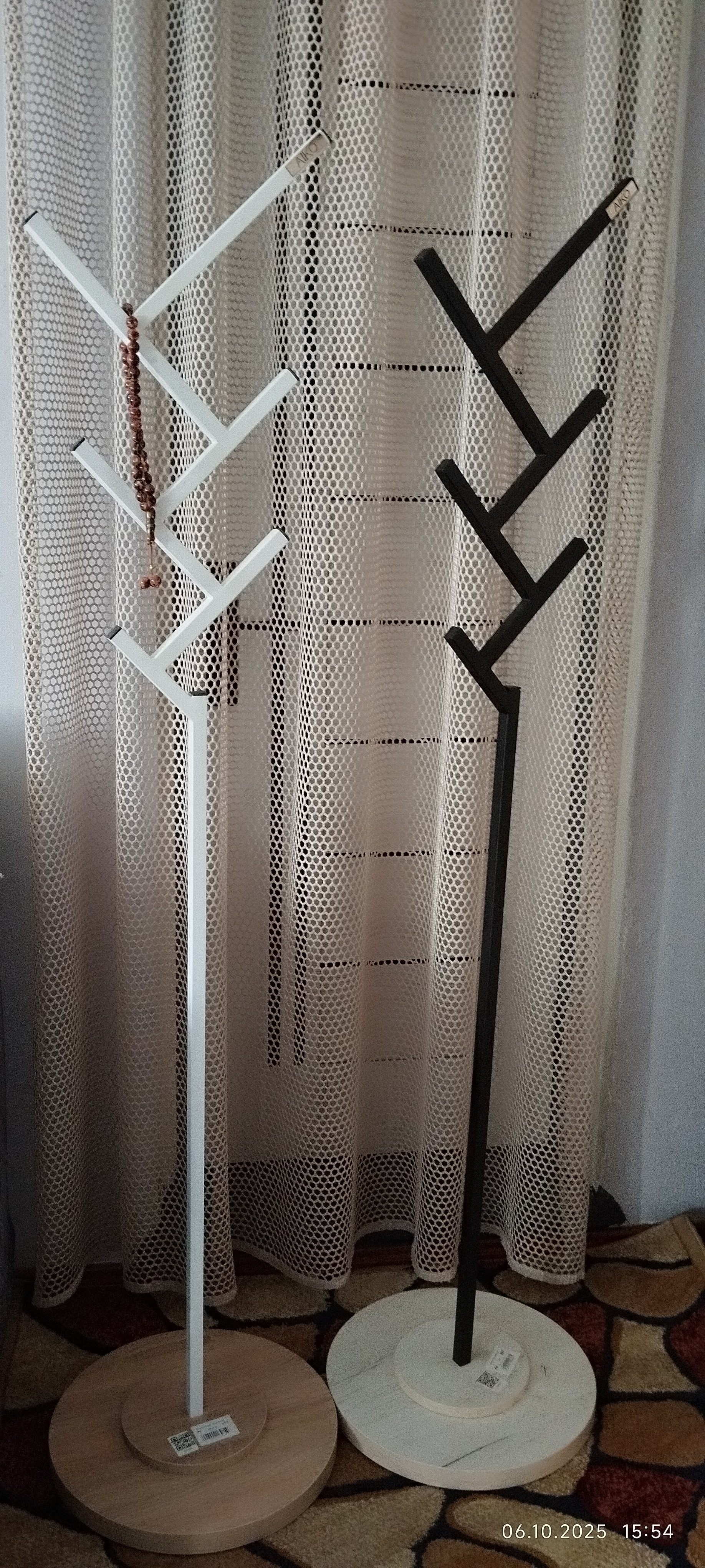 Kiyim ilgich AIKO Gru, metall, yuklama 50 kg gacha, veshalka