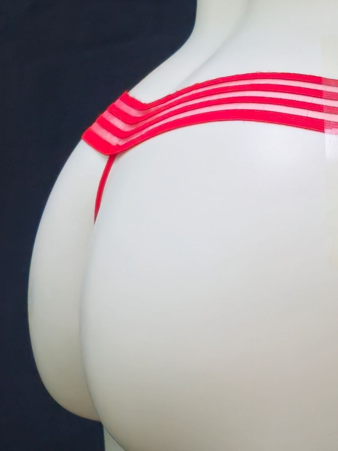 Semiz ayollar chiroyli va jozibali.