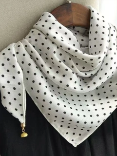 Oqish rang