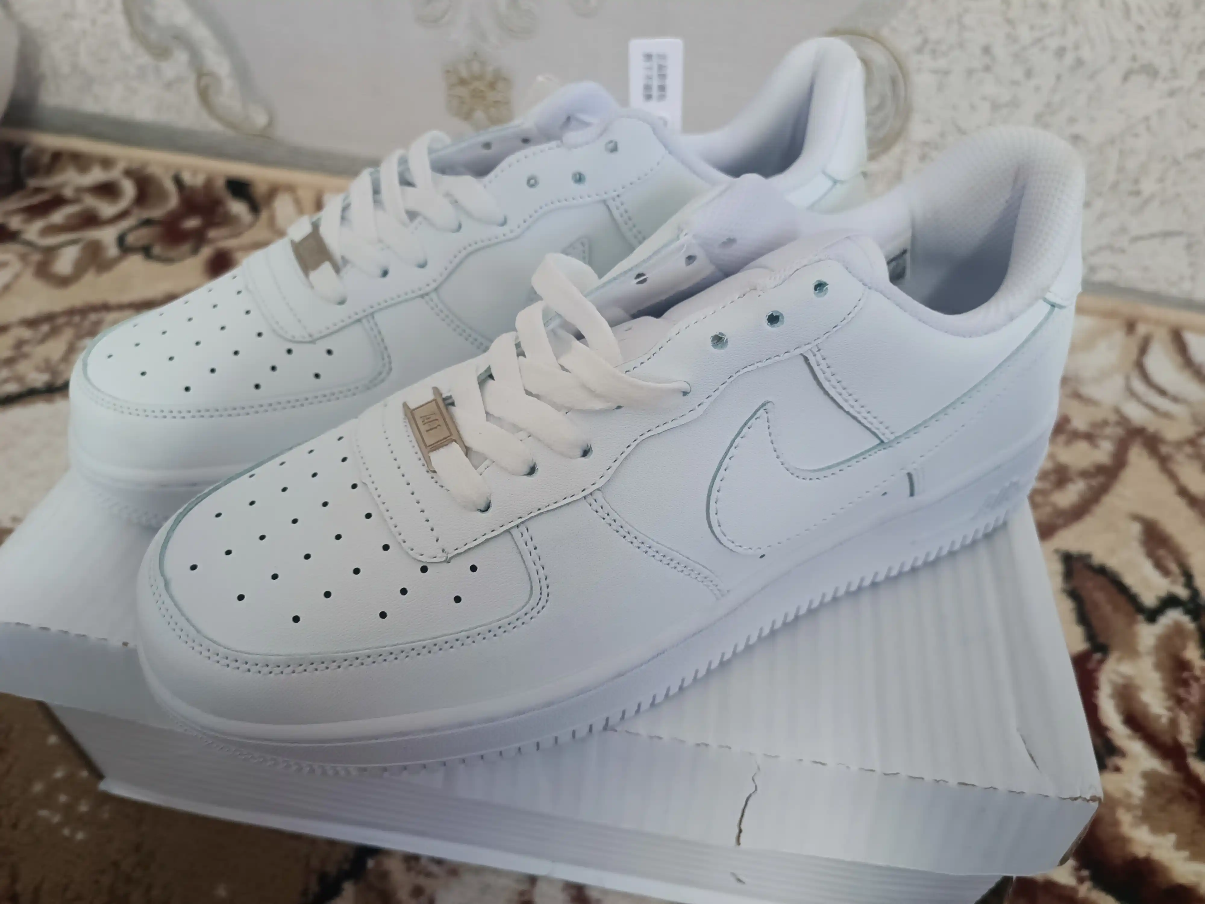 Erkaklar, ayollar va o‘smirlar uchun sport krossovkalari Nike Air Force 1, Nocta, 40 - 45