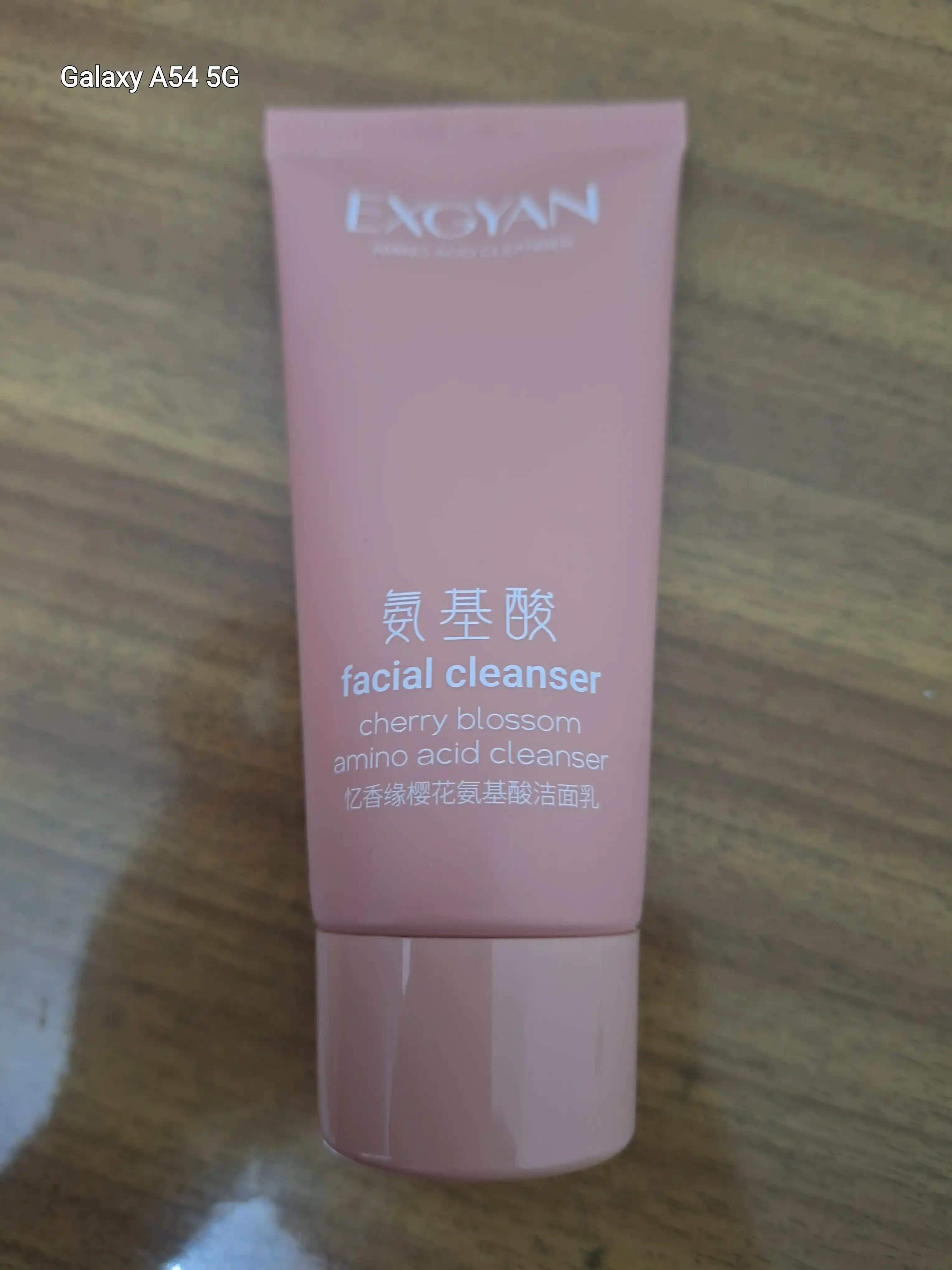 Limon, sakura, ko‘k choy aminokislotalari qo‘shilgan yuvish ko‘pigi,tozalovchi vosita, 60 ml