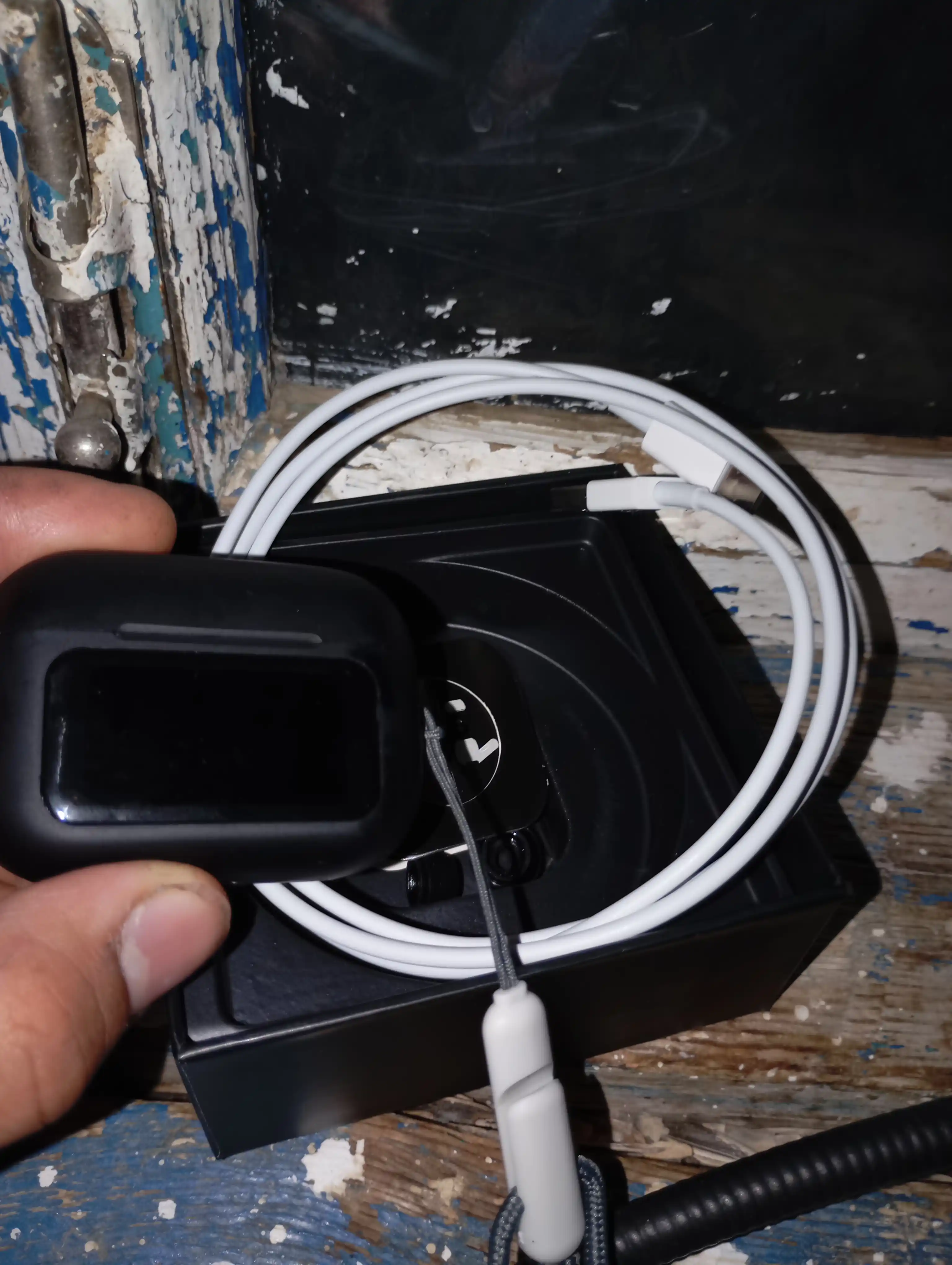 Smart Bluetooth quloqchin, ekranga ega, sensorli boshqaruv, xabarlar bilan, 22+ funksiya
