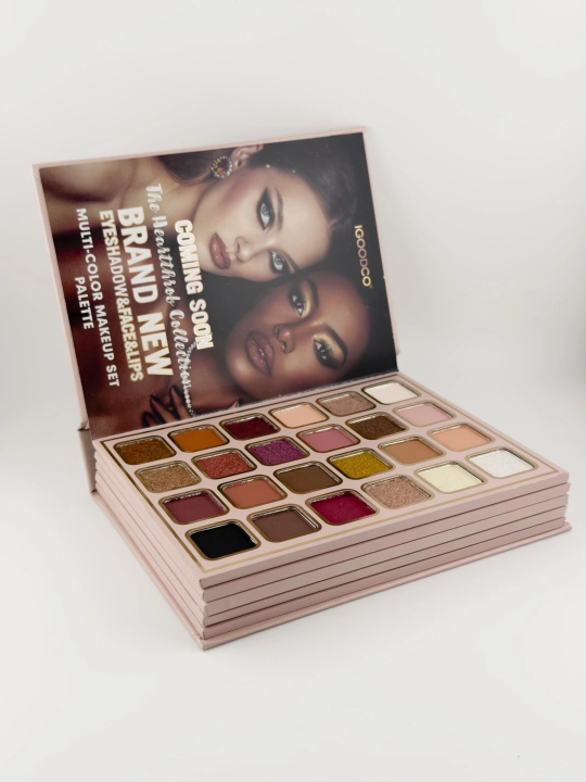 5 ta 1 da makiyaj uchun paletka-kitob: soyalar, xaylayterlar, rumyana, bronzer, haykaltarosh, lab bo‘yog‘i