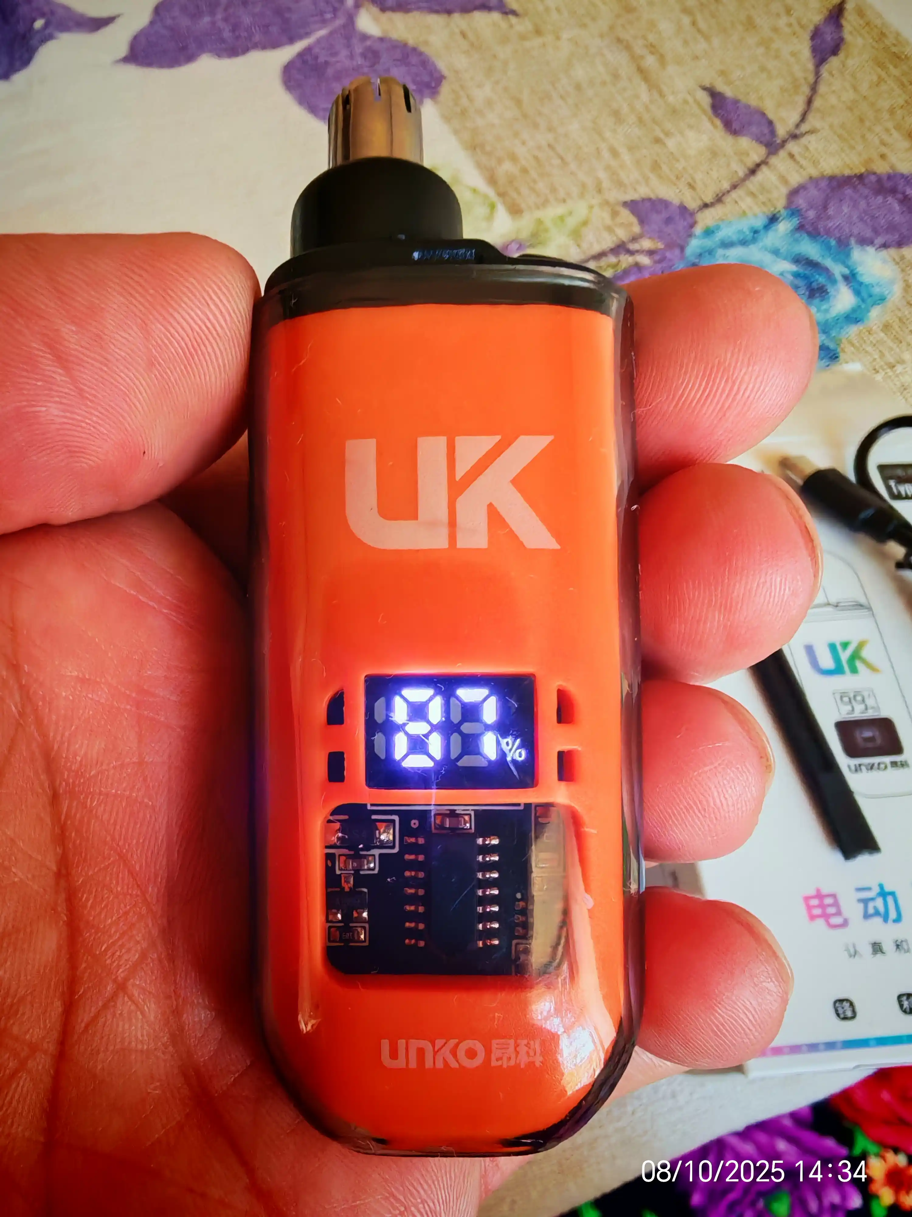 Burun va quloq trimmeri Elektr, LED displeyli, USB zaryadlovchili portativ mini trimmer