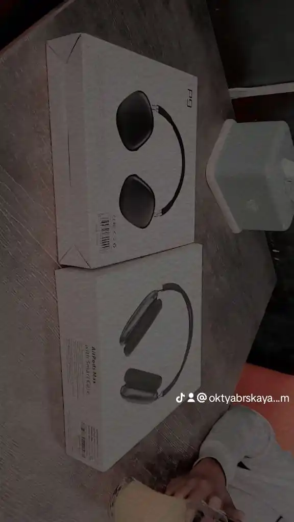Беспроводные наушники Pods Max, работают через Bluetooth