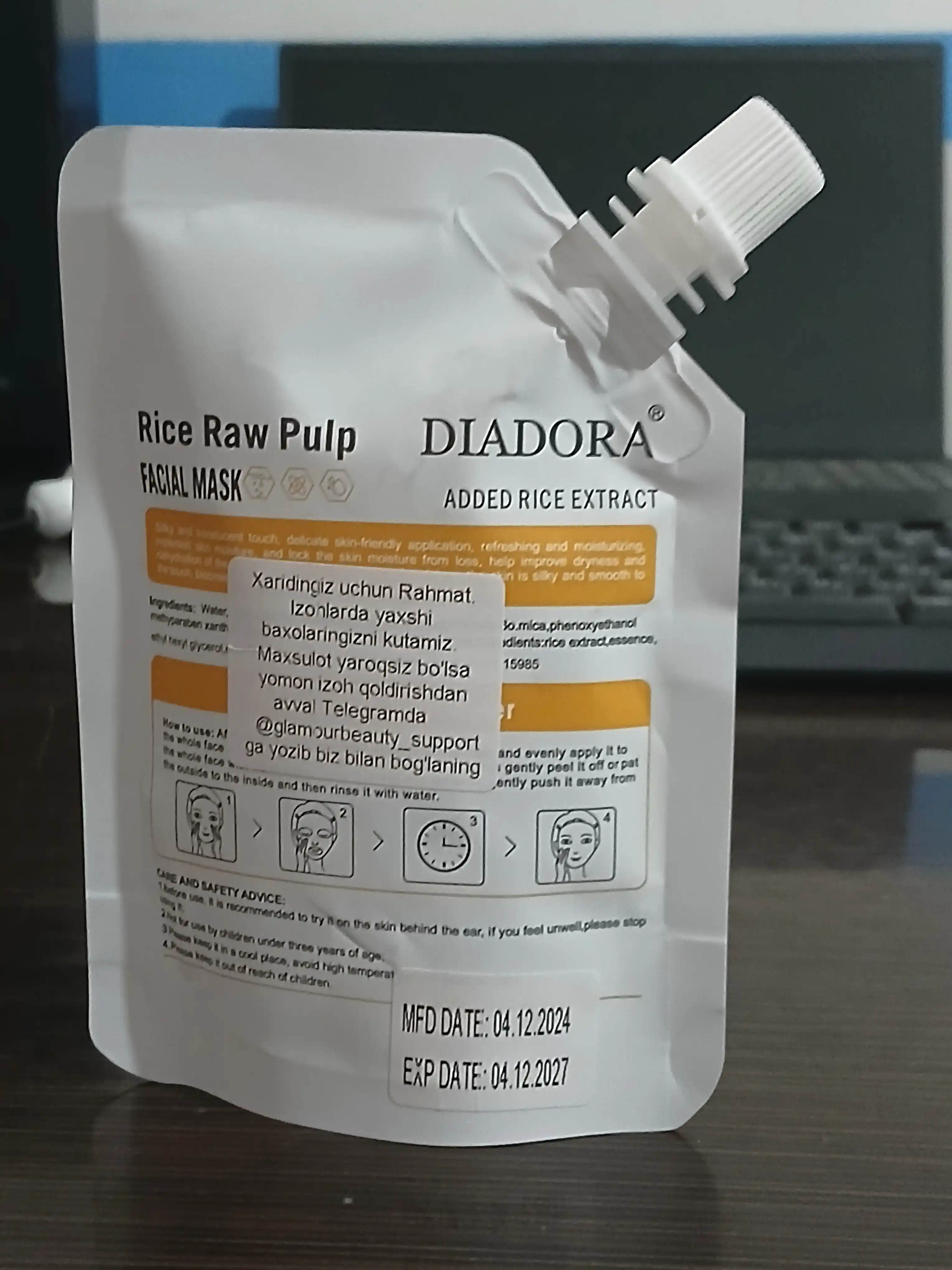 Bioaqua Rice Raw Pulp yuz niqobi, 100 g — namlovchi, oziqlantiruvchi va oqartiruvchi