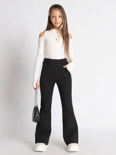 Saw filmining seks parodiyasi Chexiyalik swingers jinsiy aloqa