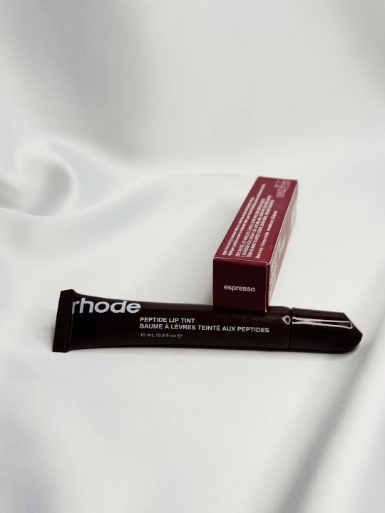 Rhode Tinted Lip Treatment — Мягкость и Цвет бальзам для губ