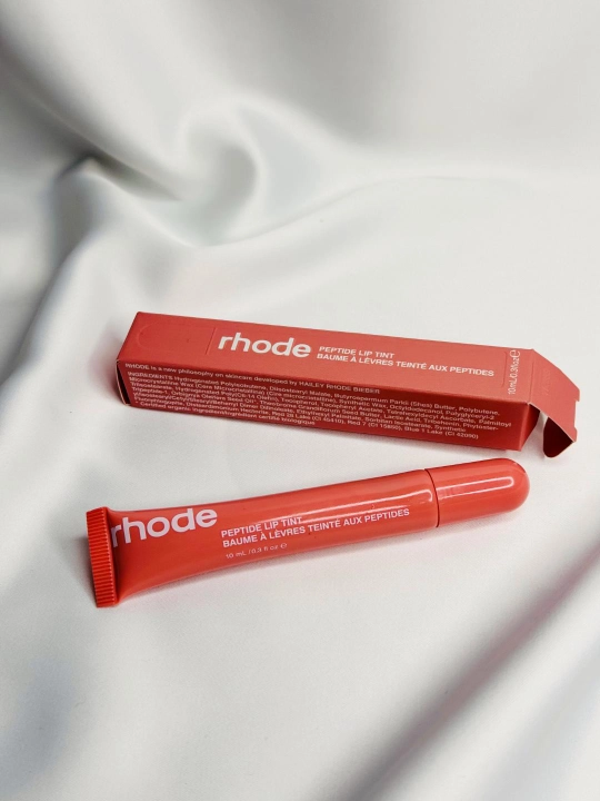 Rhode Tinted Lip Treatment — Мягкость и Цвет бальзам для губ - 