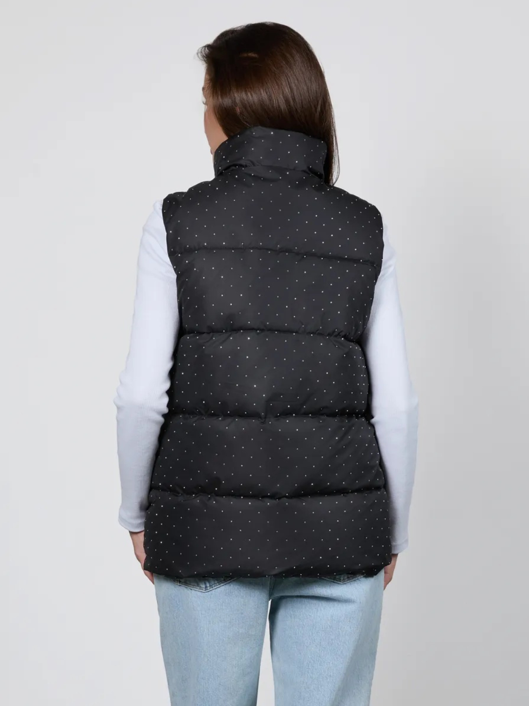 Tukli mushuklar bilan porno onalar