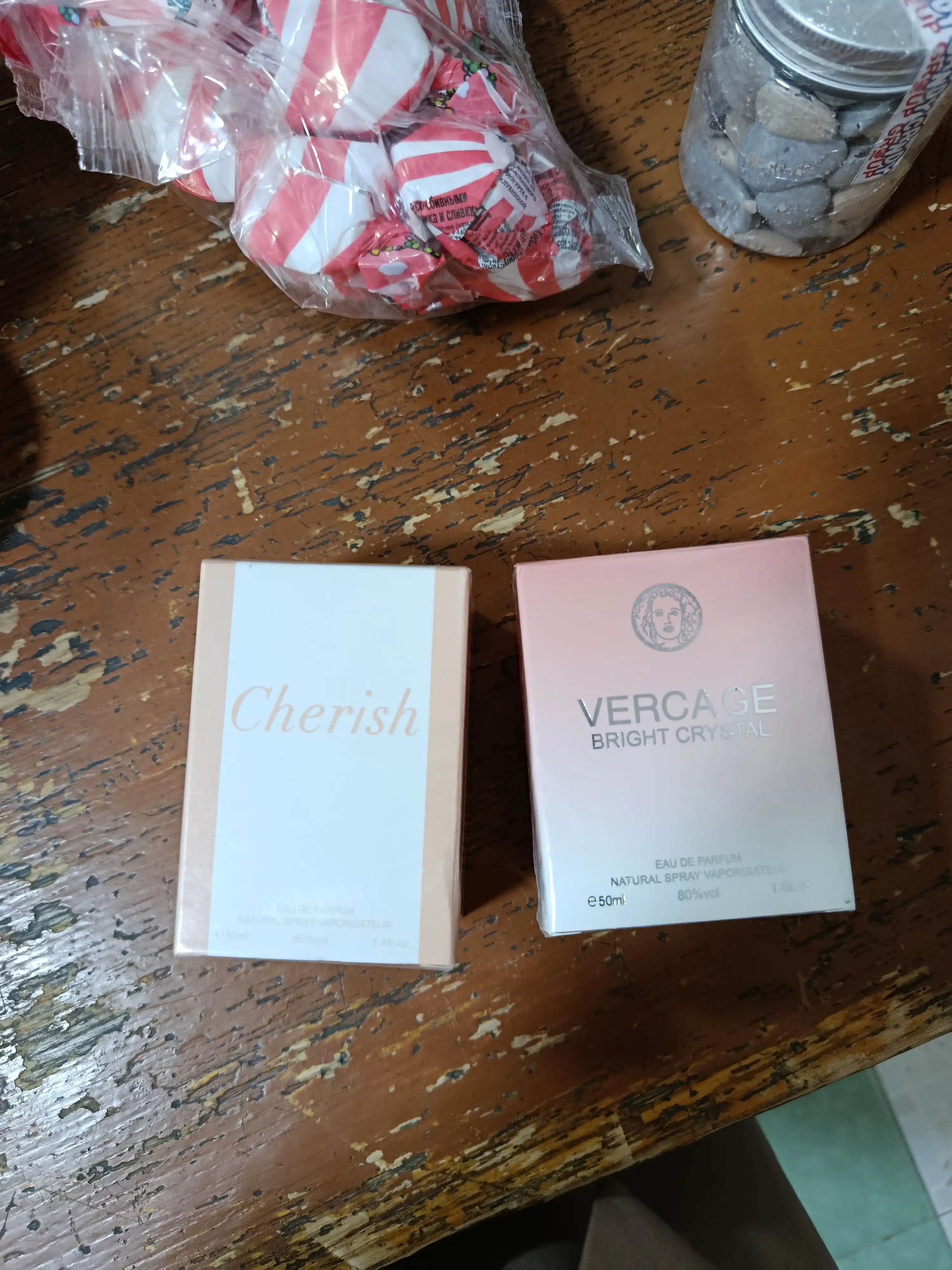 Ayollar uchun parfyumlangan suv VERCAGE, 50 ml,