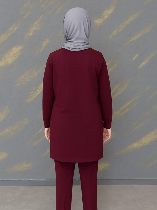 Turkiyada MyStil tomonidan ishlab chiqarilgan shimli tunika kostyumi, shimli ikkilik