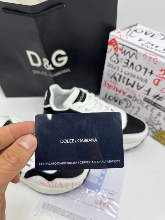 Кроссовки DOLCE & GABBANA MILANO, есть фирменная коробка и документы