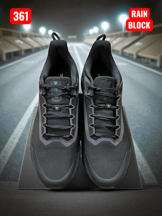 Krossovkalar One Degree, yomg'irga qarshi - 