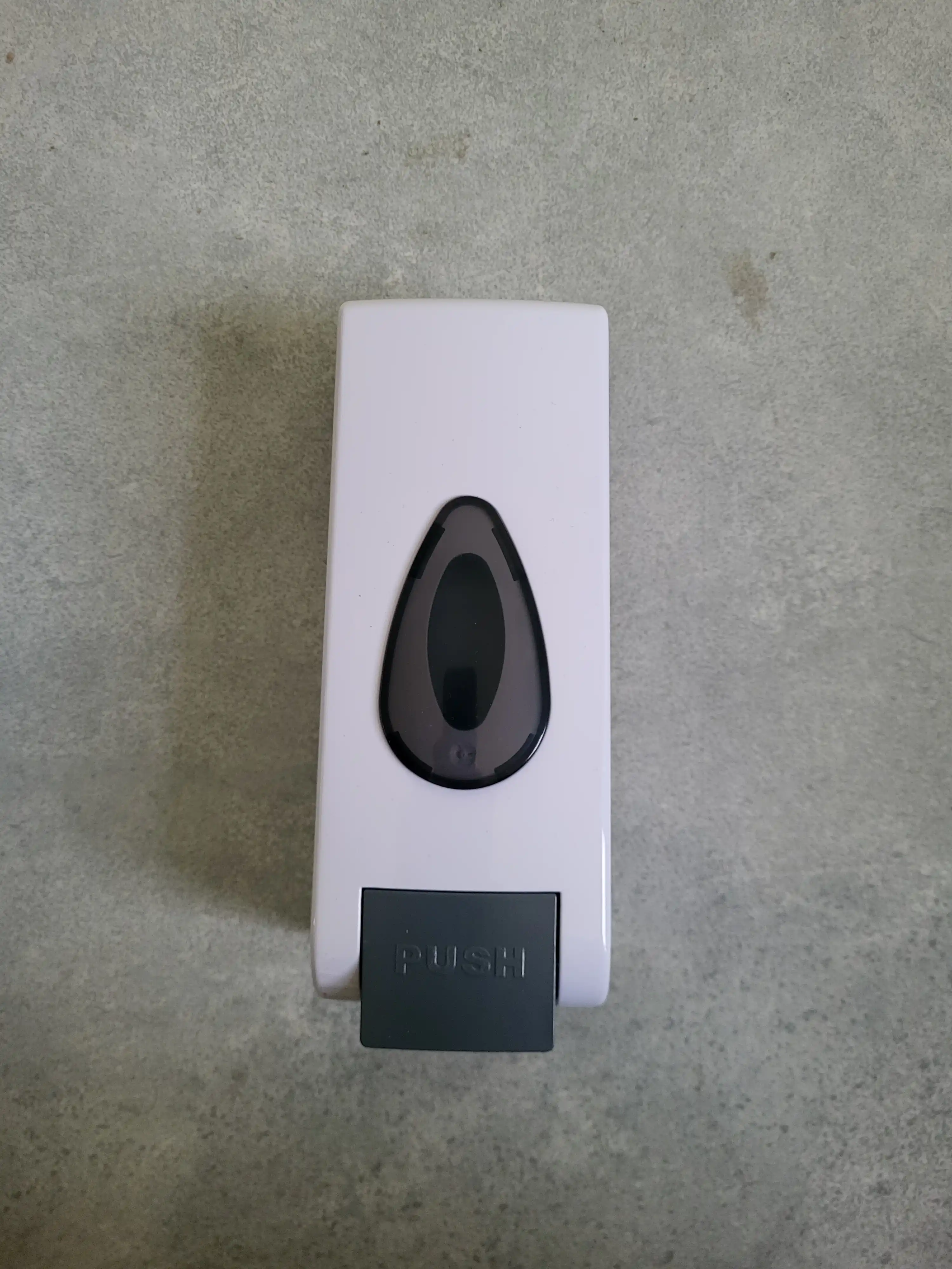 350 ml, devorga o‘rnatiladigan suyuq sovun uchun dozator-dispenser