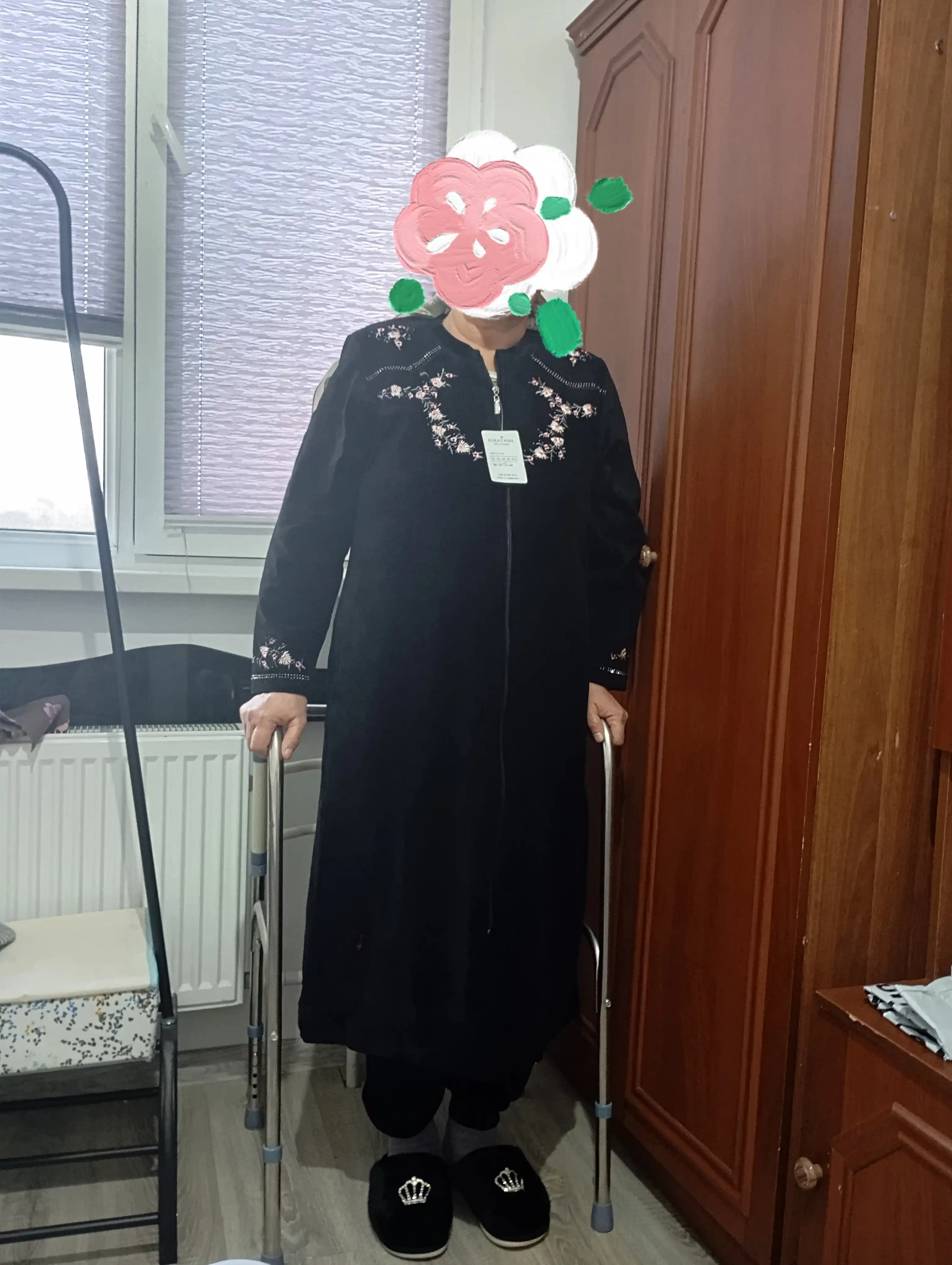 Xalat ayollar uchun, velyur, uy uchun, to'q ko'k rang