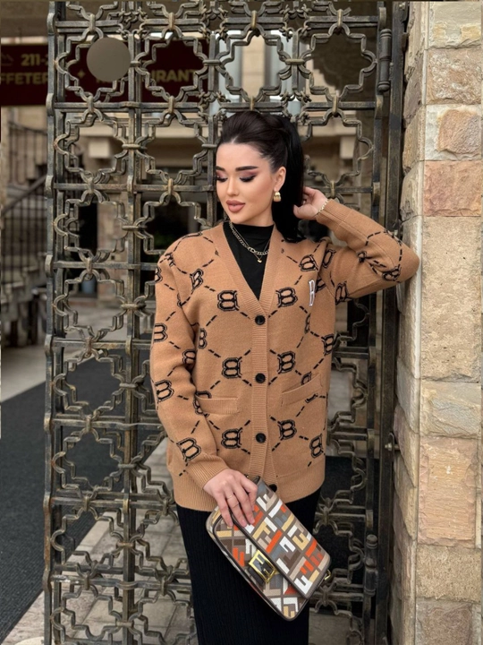 Kardigan, sviter, qalin, tugmali, yumshoq trikotaj, standart, ayollar va qizlar uchun