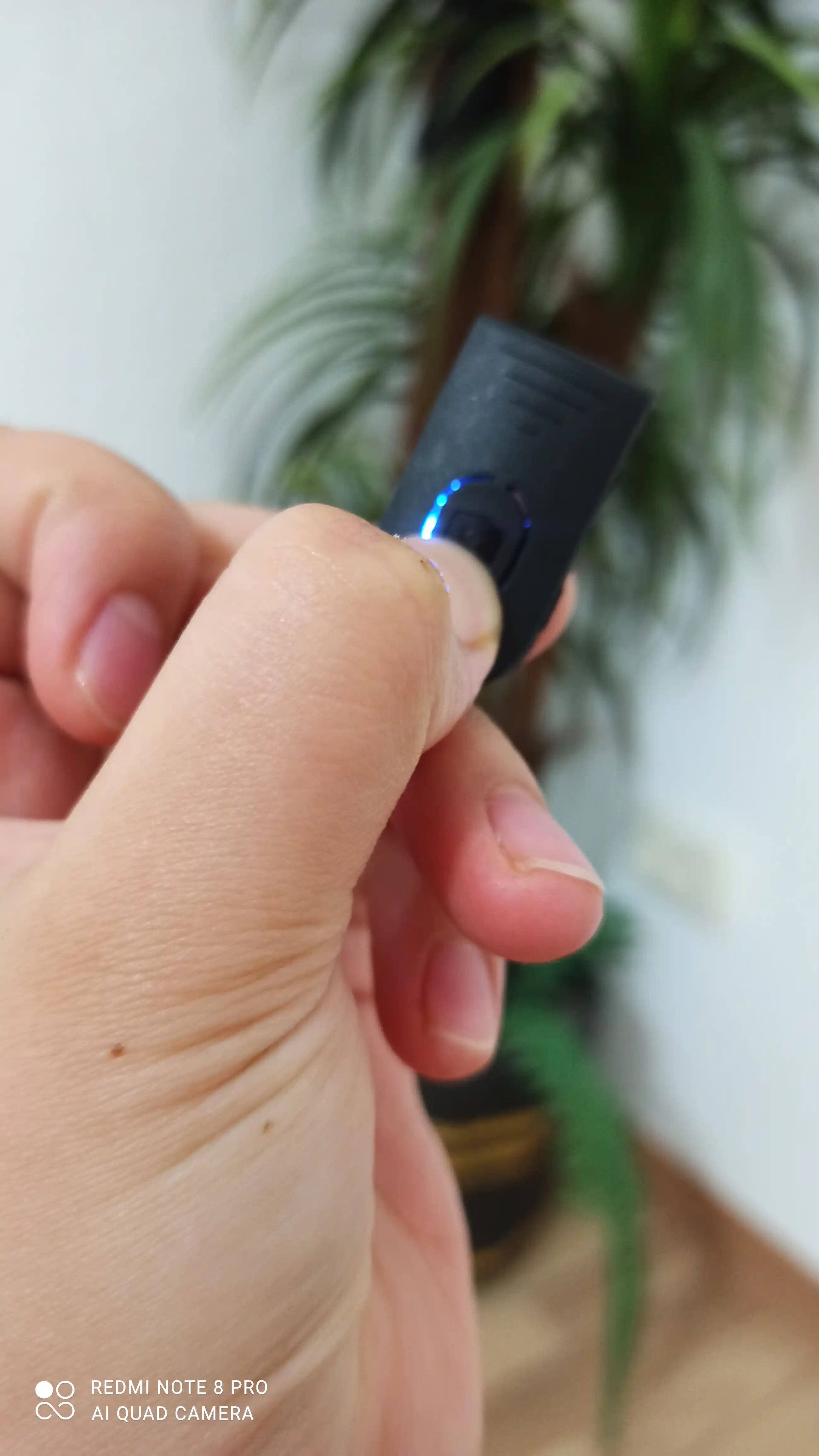 Monopod LED va Bluetooth pulti bilan, smartfonlar, iPhone, Android uchun selfi tayoqchasi