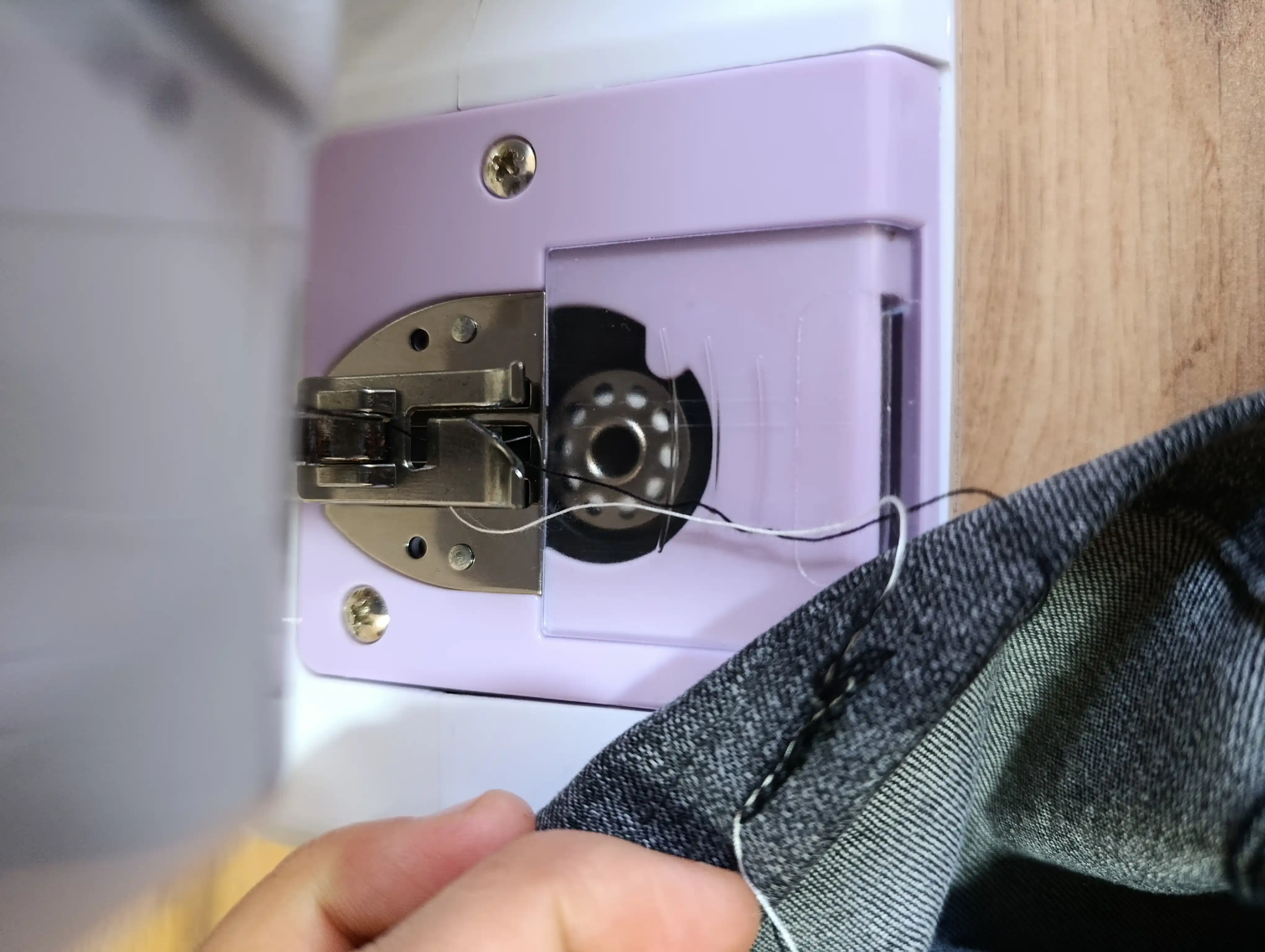 Portativ tikuv mashinasi Mini Sewing Machine SM202, FHSM-505, 12 tikmalar