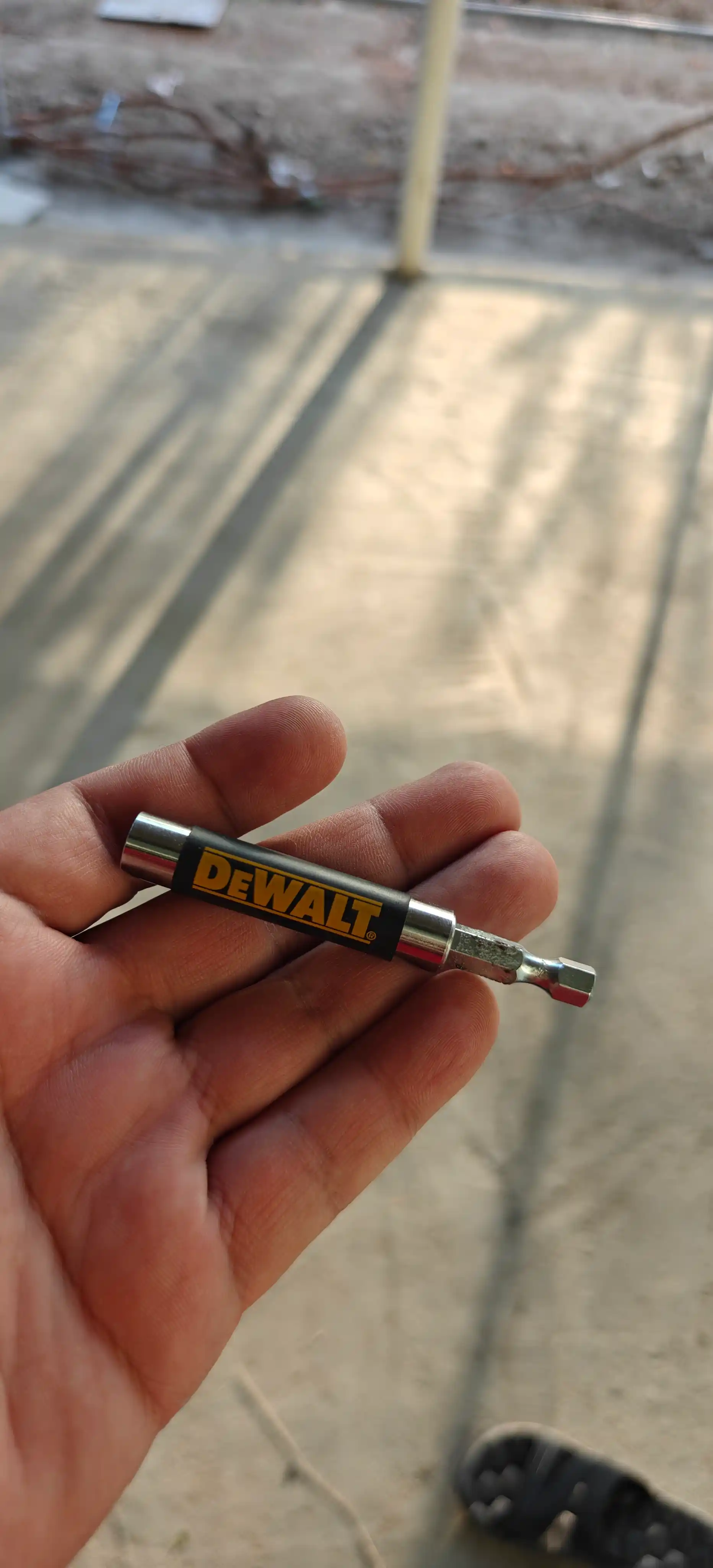 Магнитный держатель для бит DeWALT 1/4" 80 мм DT90394-QZ