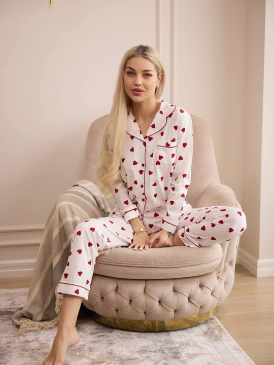 Ayollar va qizlar uchun uy kiyimi pijamalar, 4 xil rangda, L - 4Xl, uzun yengli