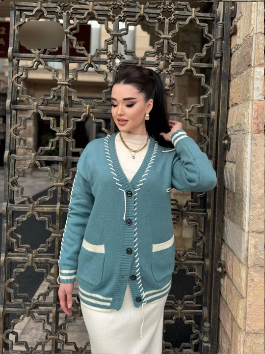 Kardigan, sviter, qalin, tugmali, yumshoq trikotaj, standart, ayollar va qizlar uchun