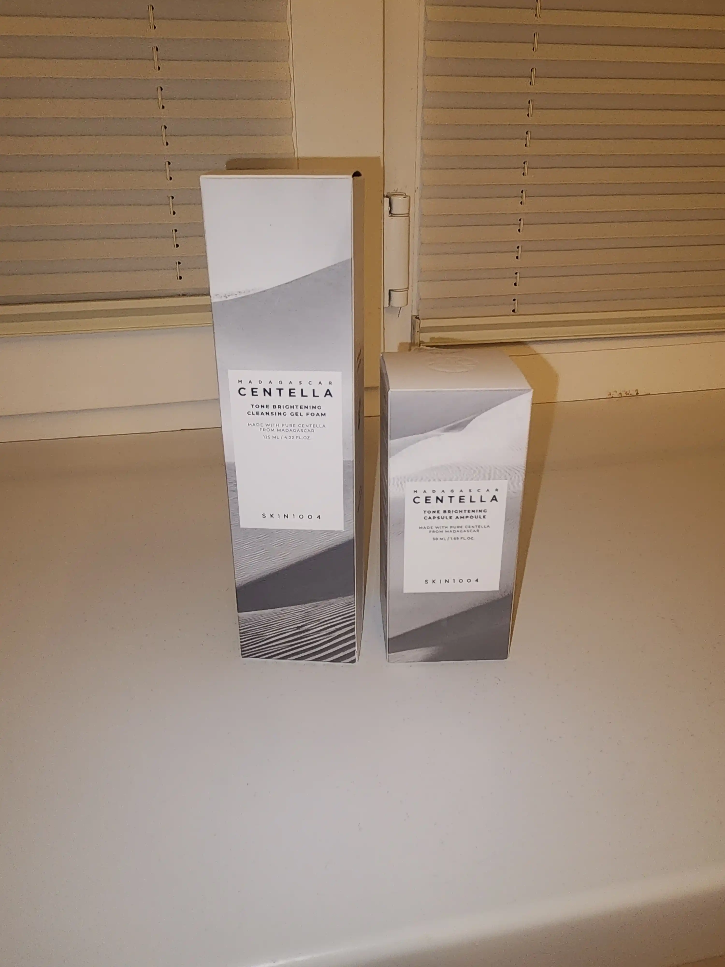 SKIN1004 Madagaskar Centella Tone Brightening Capsule Ampoule yorituvchi zardob, 50 ml