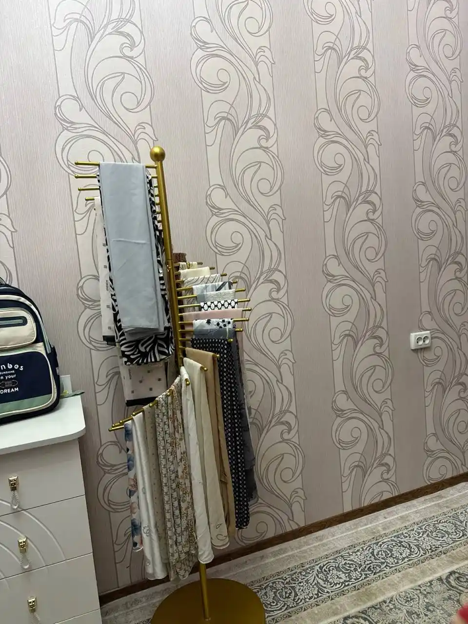 Sharflar ro'mol shim xijob aksessuarlar, kiyimlar uchun garderob veshalkasi 30 ta ilgichli