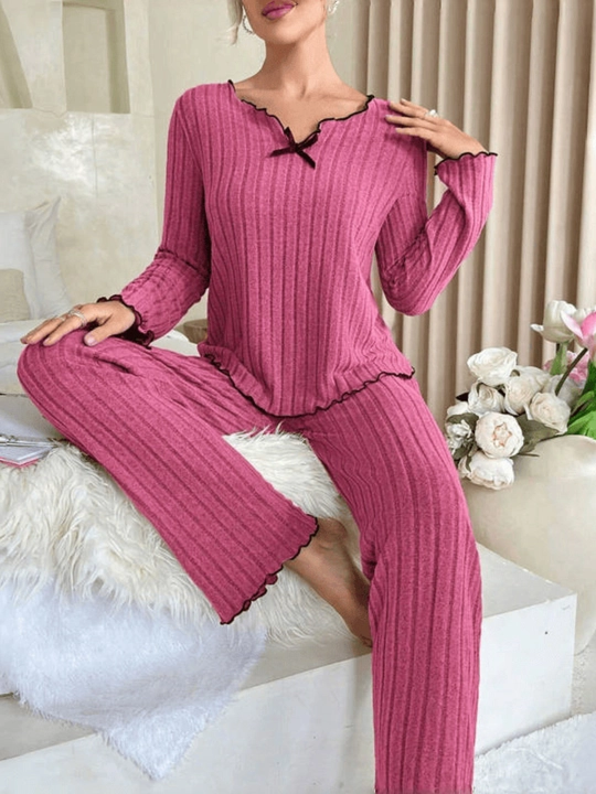 Ayollar pijamasi, ishton bilan