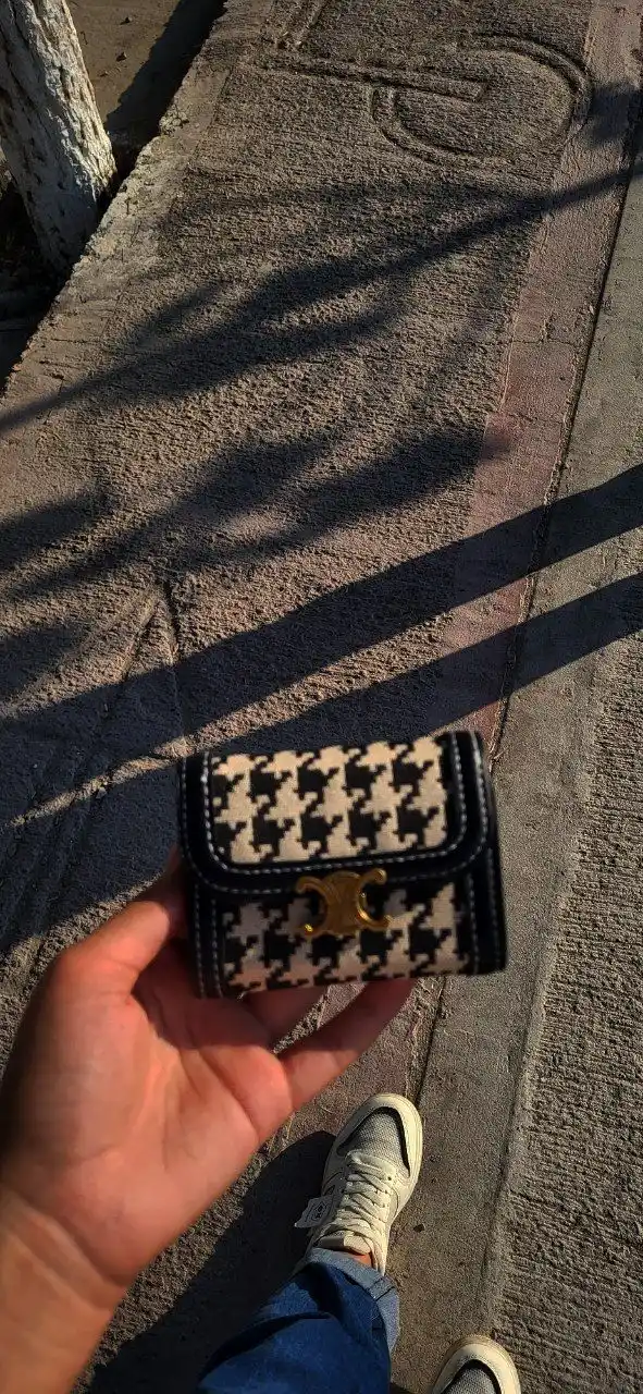 Ayollar hamyoni - Card Holder CELINE uslubida
