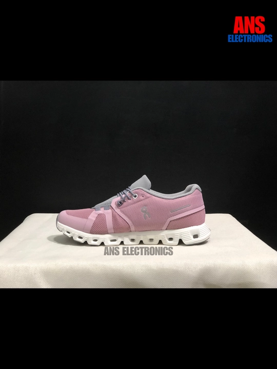 Женские кроссовки On Cloud X