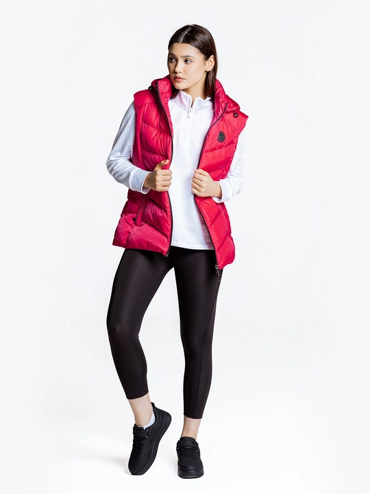 Ayollar nimchasi 7SABER Active Comfort kapushonli jiletka