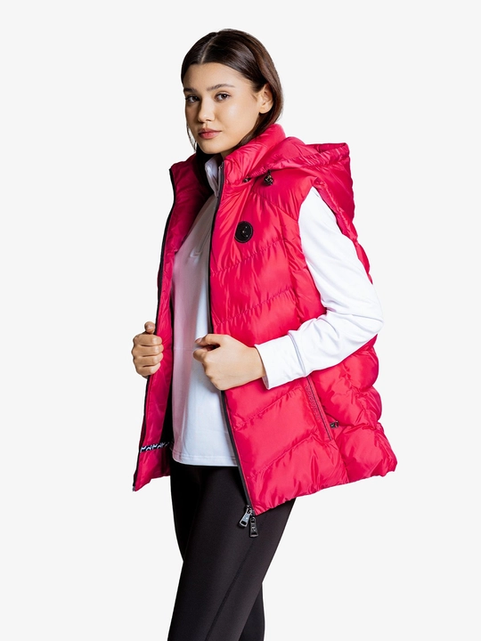 Ayollar nimchasi 7SABER Active Comfort kapushonli jiletka