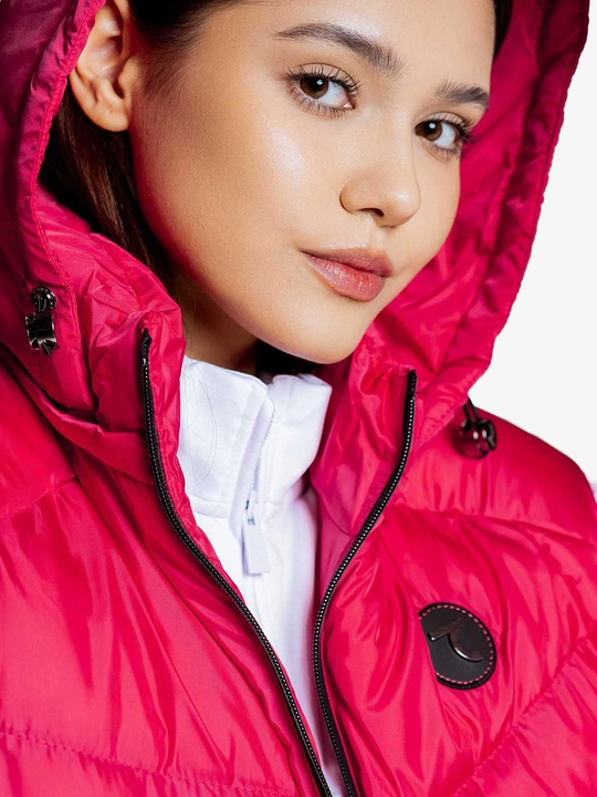 Ayollar nimchasi 7SABER Active Comfort kapushonli jiletka