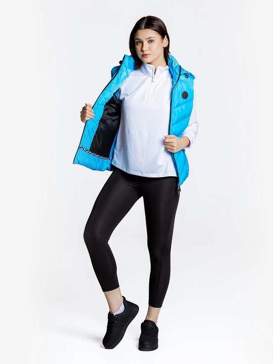 Женский жилет 7SABER Active Comfort утепленный дутый жилет с капюшоном - 