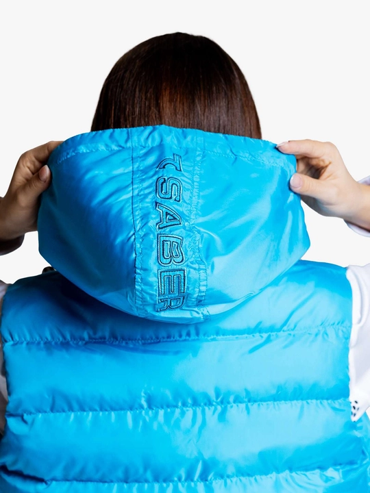 Ayollar nimchasi 7SABER Active Comfort kapushonli jiletka